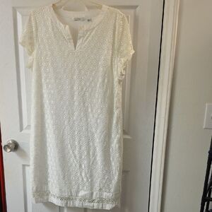 Isaac Mizrahi White Lace Short Sleeve Shift Dress
